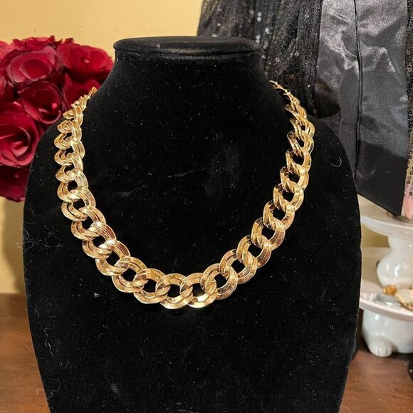🆕 MONET VINTAGE HEAVY GOLD TONE DOUBLE LINK CHAIN NECKLACE - Picture 1 of 4